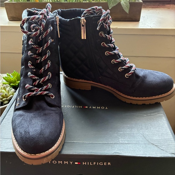 Tommy Hilfiger Black Quilted Combat Boots - Picture 4 of 6